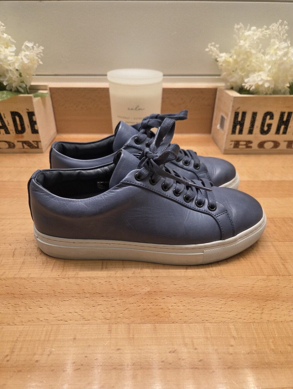 Thursday Boot Company Premier Low Top Sneakers Blue Leather Women's Sz 7.5